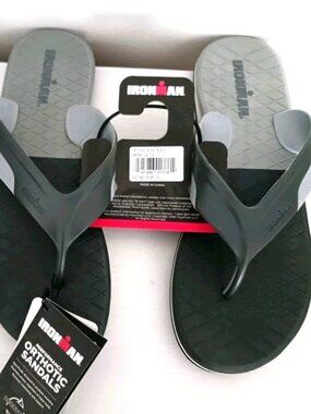 Ironman Flip Flop Sandals Men's Size 12 Gray + Black New With Tags +  Socks